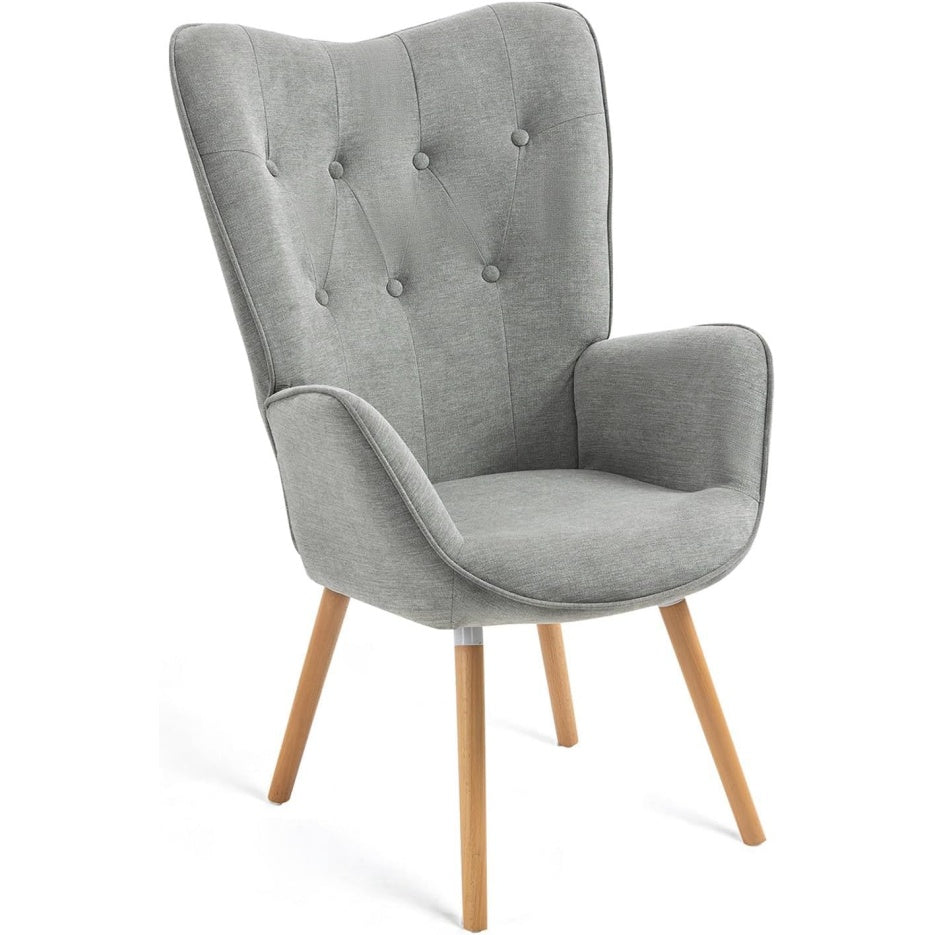 Fauteuil gris d'inspiration scandinave avec accoudoirs doux, assise genereuse en tissu et pieds en bois massif